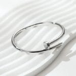 Ατσάλινη χειροπέδα καρφί - Nail Couture - Image 2