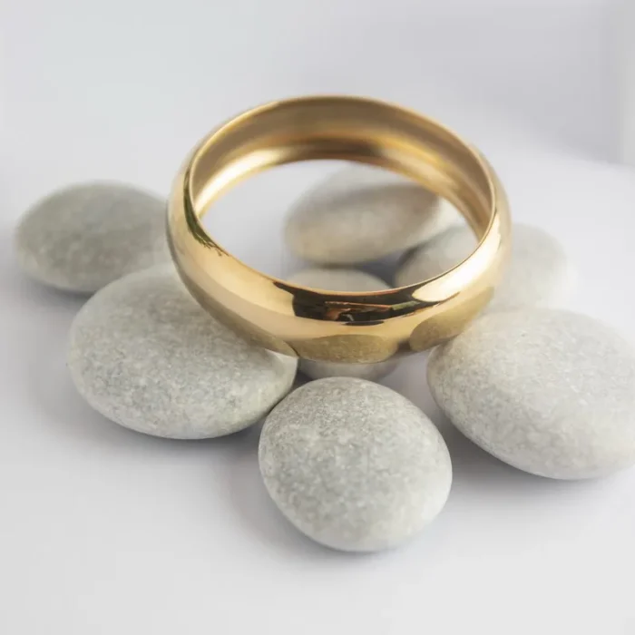 Oγκώδης επίχρυση ατσάλινη χειροπέδα- Glossy Bangle