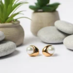 Επίχρυσα σκουλαρίκια από ανοξείδωτο αστάλι με πέρλες- Pearl Fusion