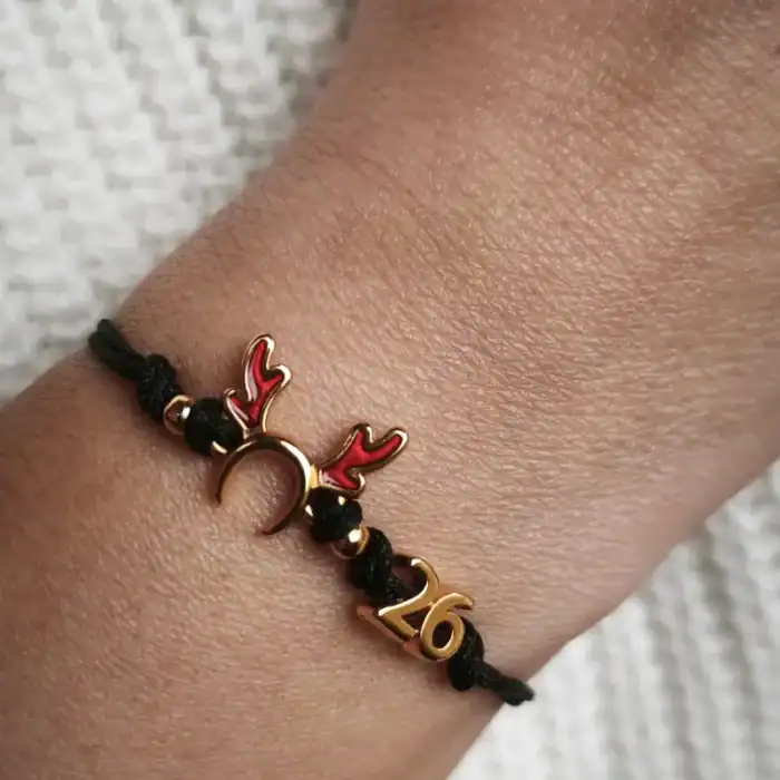 Βραχιόλι Γούρι 2026 - Κέρατα Ταράνδου με μαύρο κορδόνι